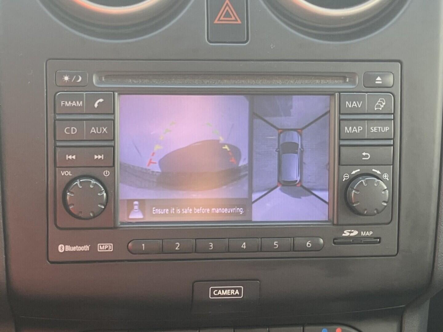 O119V06760_28.webp_QASHQAI  1.6  96 kW manuál