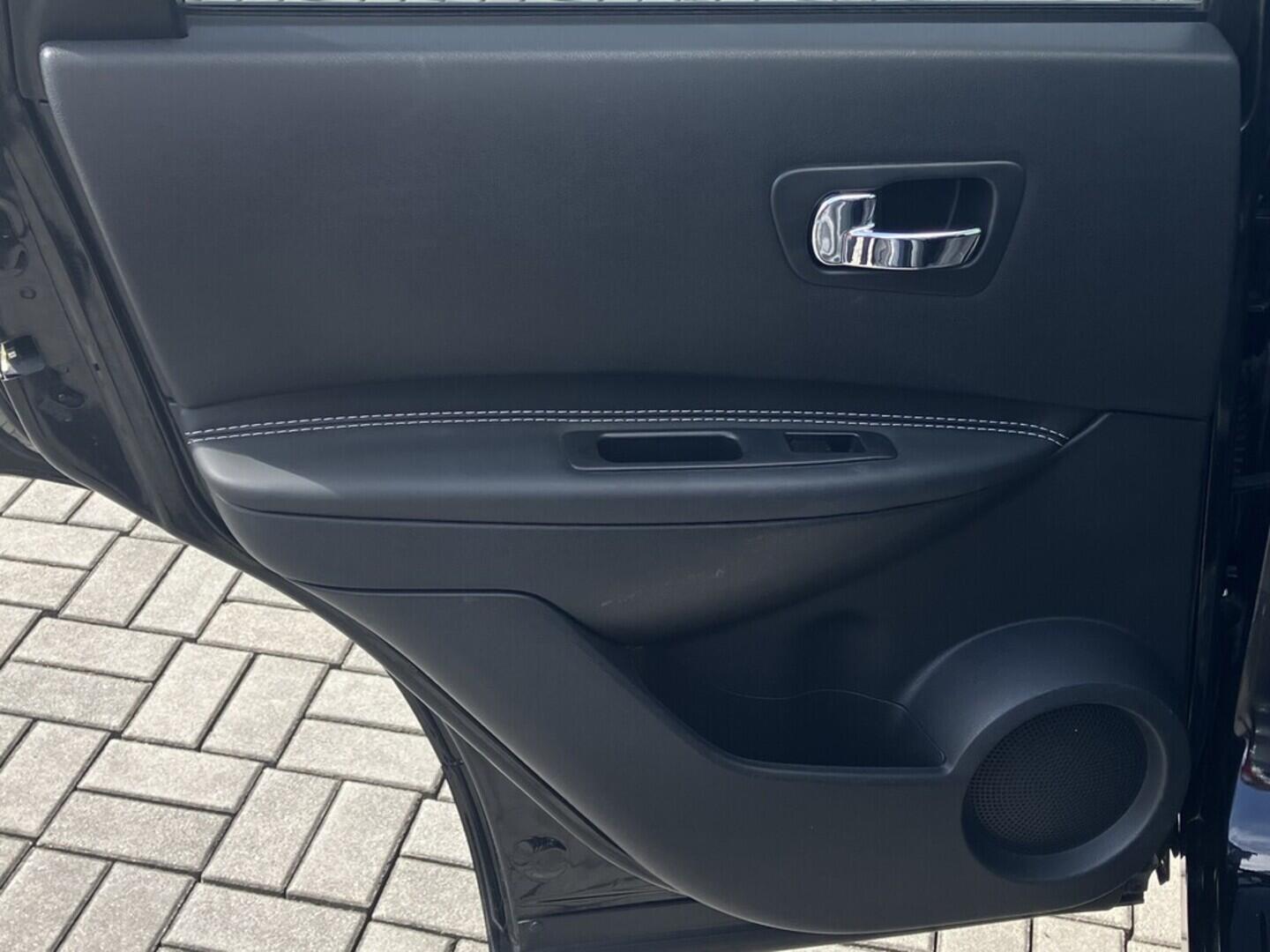 O119V06760_31.webp_QASHQAI  1.6  96 kW manuál