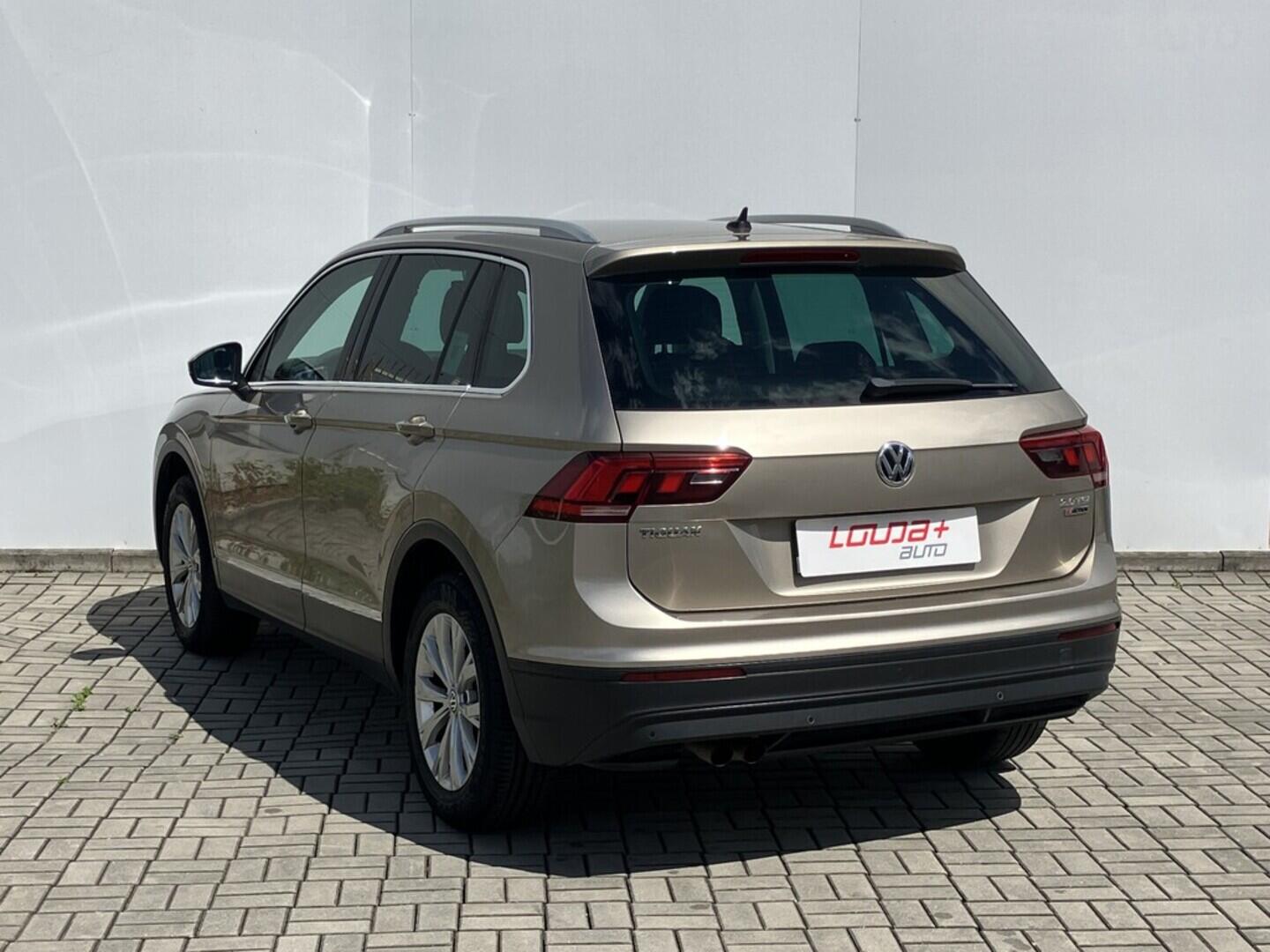 O119V06770_15.webp_TIGUAN Comfortline 2.0 TSI 132 kW automat