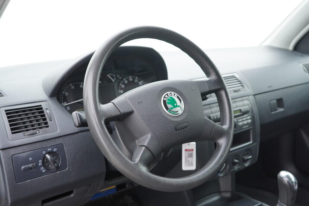 O119V06773_21.webp_FABIA Classic 1.4 MPI 44 kW manuál