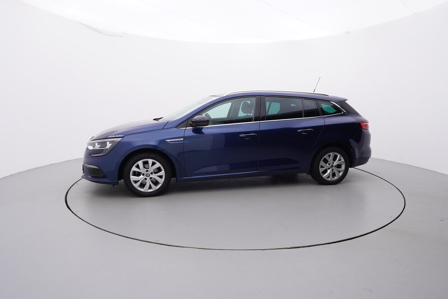 O119V06782_11.webp_MÉGANE Limited 1.3 TCe 103 kW automat, DPH