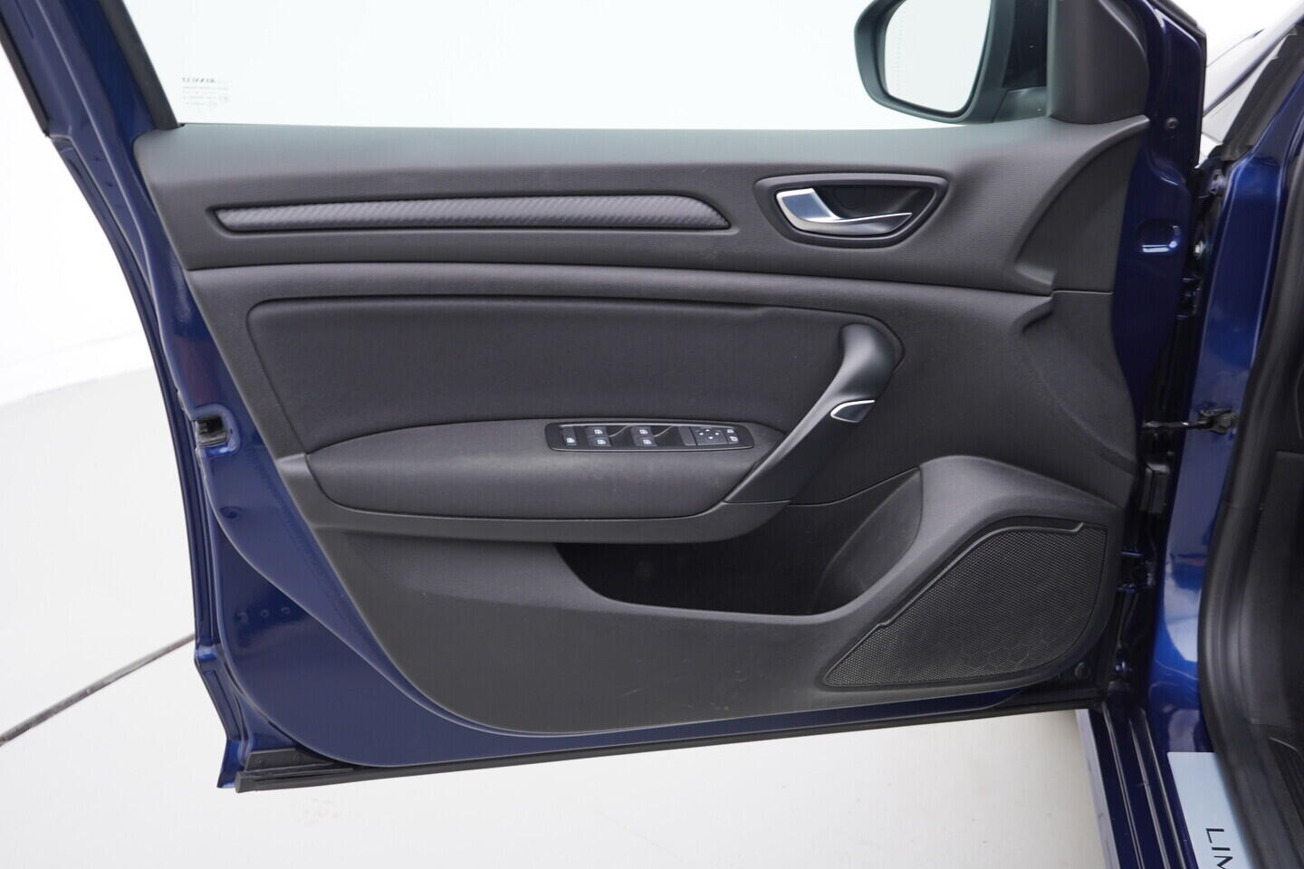 O119V06782_19.webp_MÉGANE Limited 1.3 TCe 103 kW automat, DPH