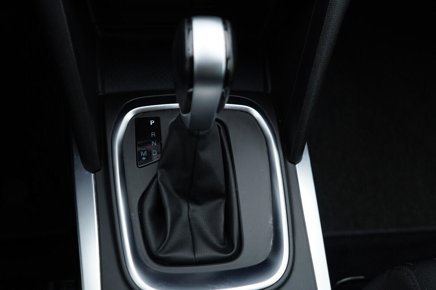 O119V06782_35.webp_MÉGANE Limited 1.3 TCe 103 kW automat, DPH