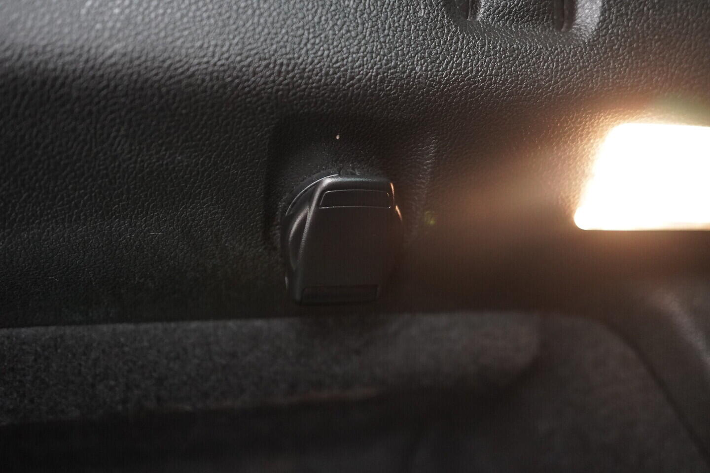 O119V06782_37.webp_MÉGANE Limited 1.3 TCe 103 kW automat, DPH