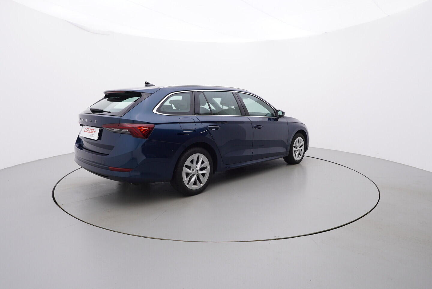 O119V06785_14.webp_OCTAVIA Style 2.0 TDI 110 kW automat, DPH