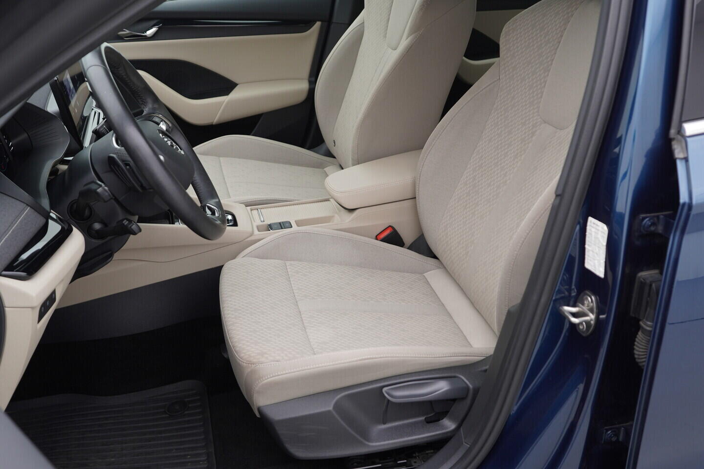 O119V06785_22.webp_OCTAVIA Style 2.0 TDI 110 kW automat, DPH