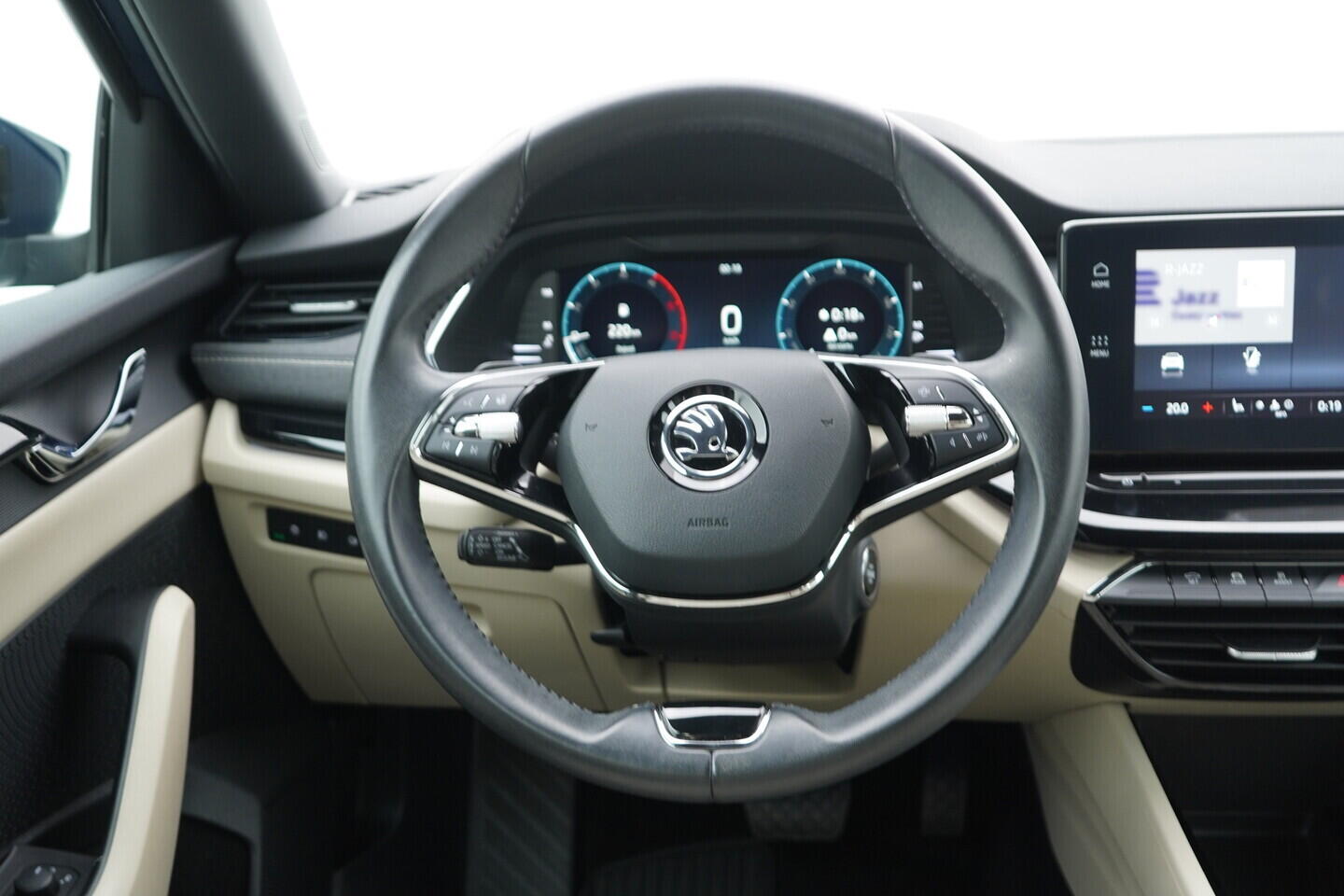 O119V06785_27.webp_OCTAVIA Style 2.0 TDI 110 kW automat, DPH