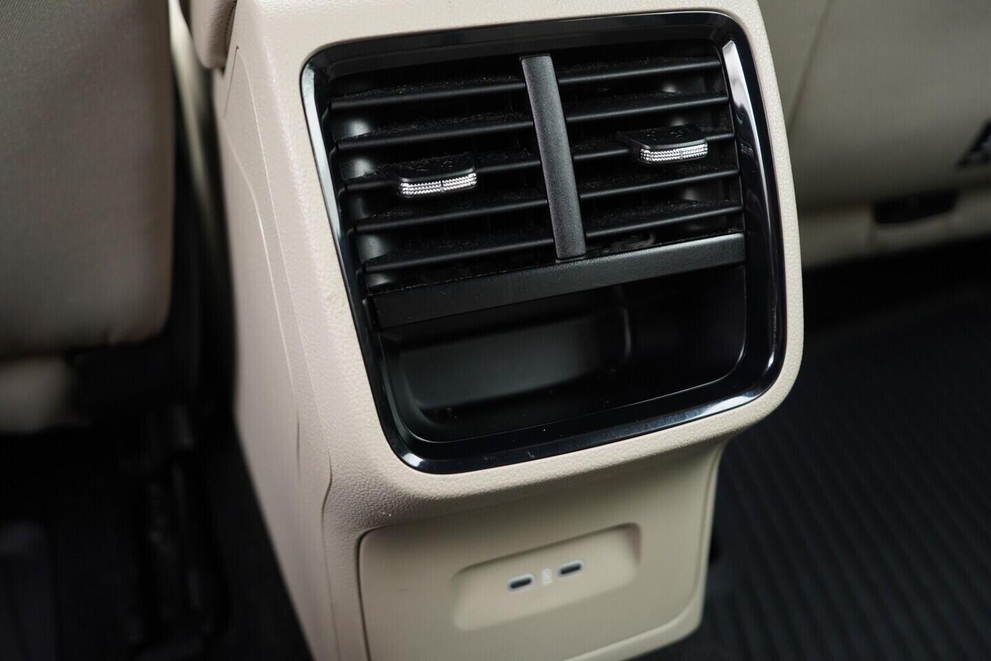 O119V06785_36.webp_OCTAVIA Style 2.0 TDI 110 kW automat, DPH