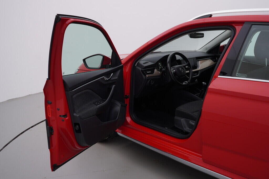 O119V06789_18.webp_KAMIQ Style 1.0 TSI 81 kW manuál