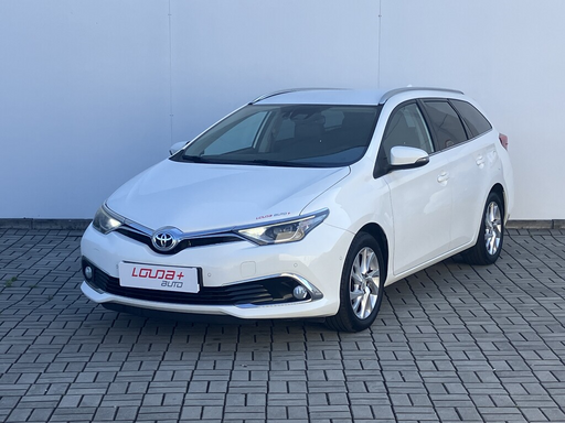 AURIS Executive 1.6  97 kW manuál, DPH