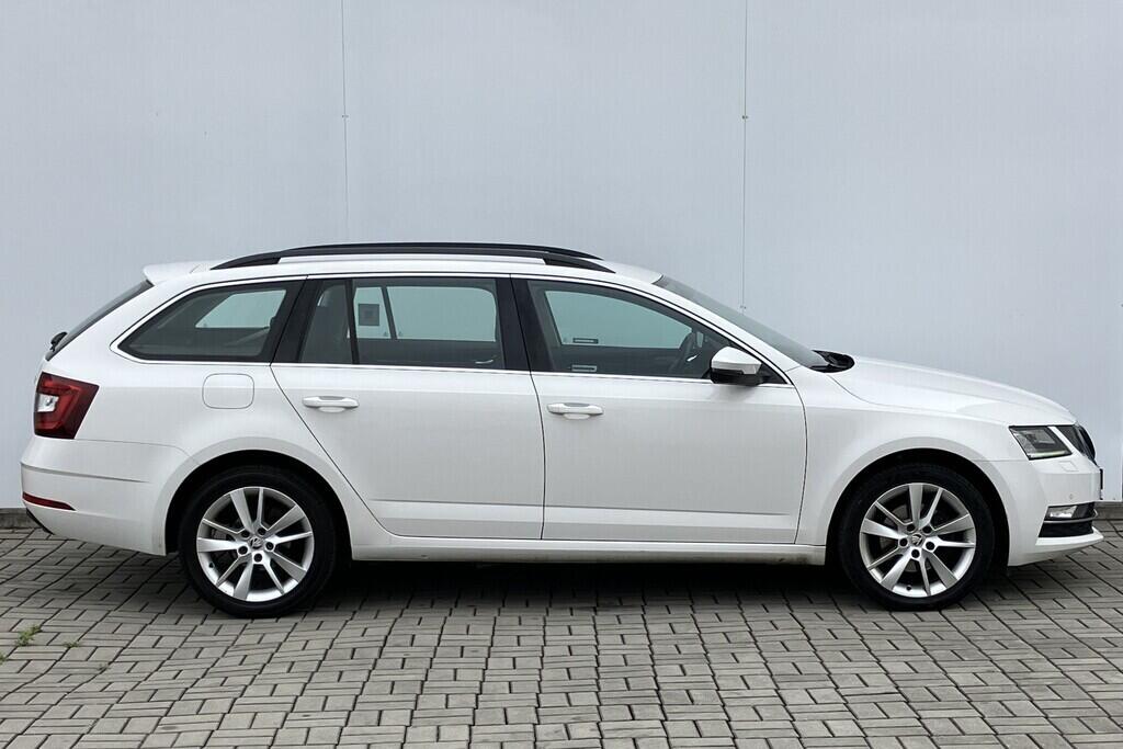 O119V06801_16.webp_OCTAVIA Style 2.0 TDI 110 kW manuál
