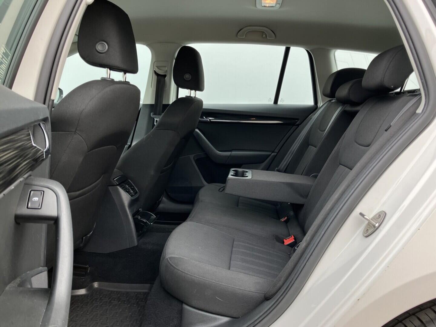 O119V06801_32.webp_OCTAVIA Style 2.0 TDI 110 kW manuál