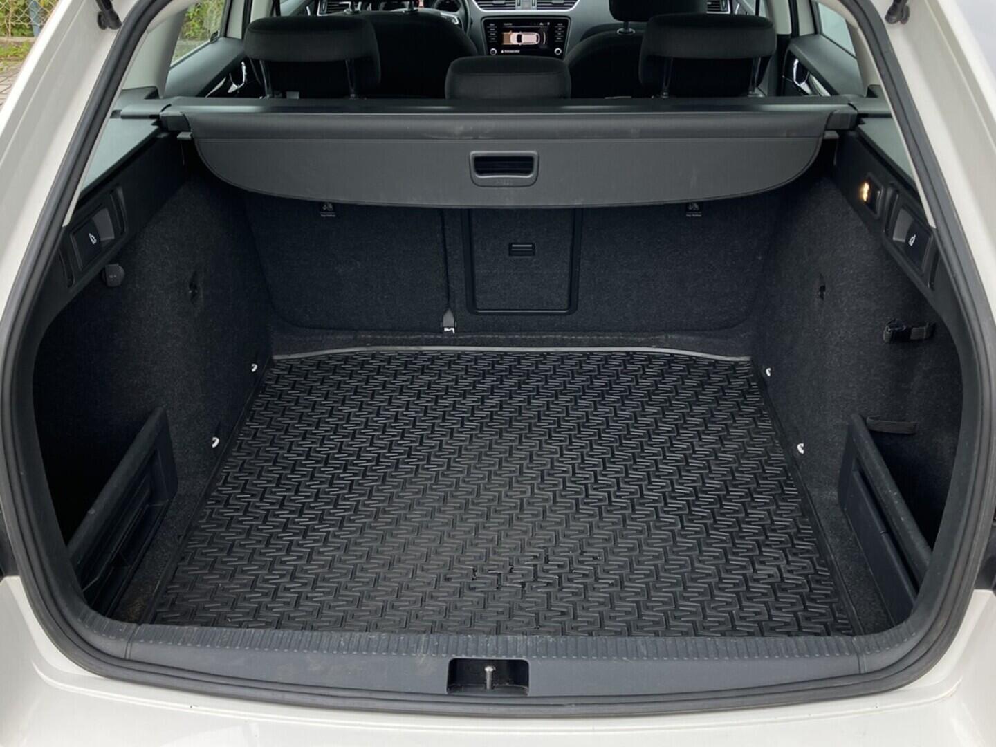 O119V06801_33.webp_OCTAVIA Style 2.0 TDI 110 kW manuál