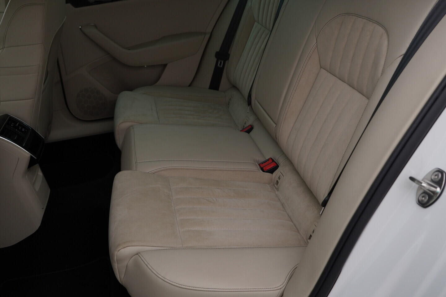 O119V06810_29.webp_SUPERB Style 2.0 TDI 110 kW automat, DPH