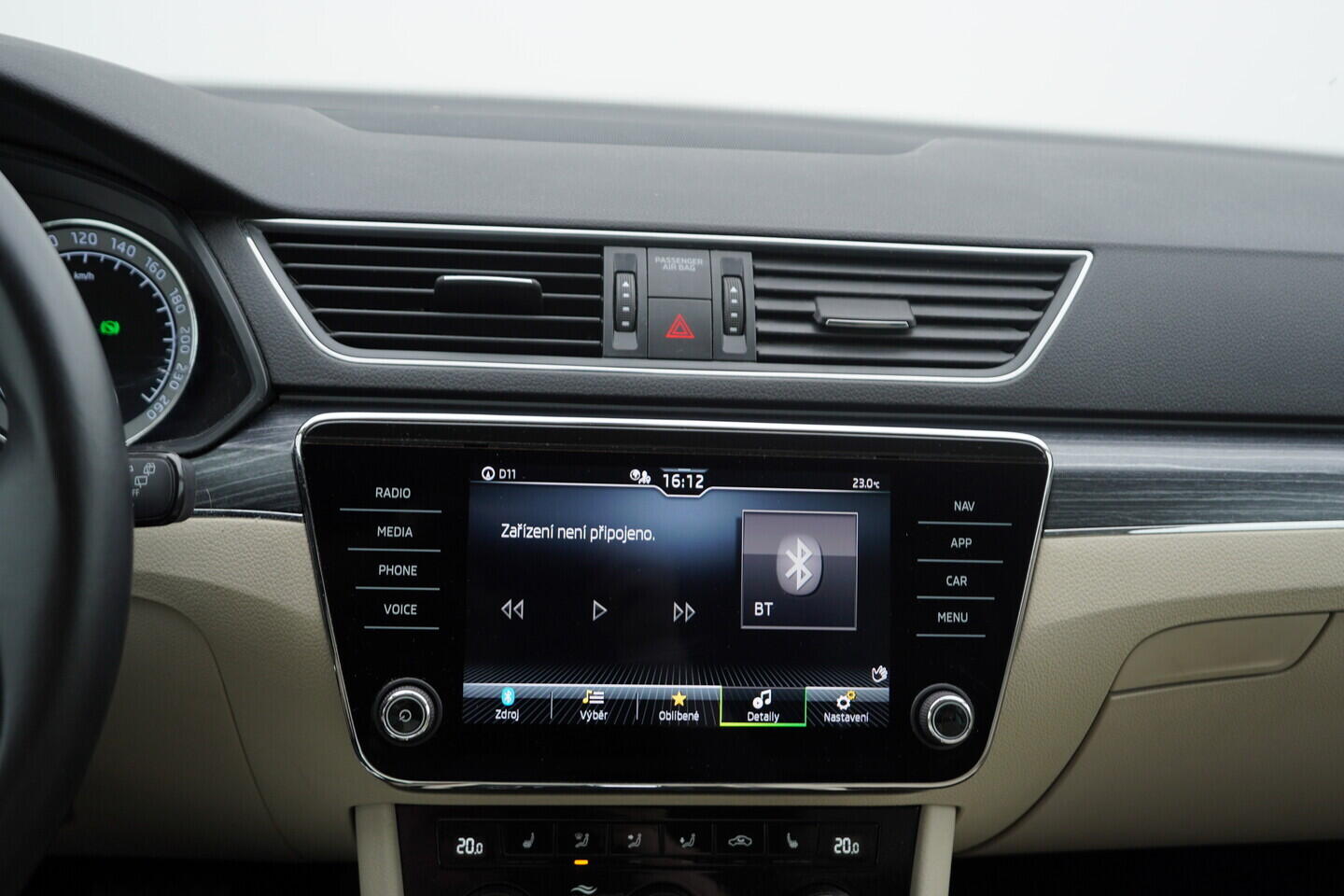 O119V06810_31.webp_SUPERB Style 2.0 TDI 110 kW automat, DPH