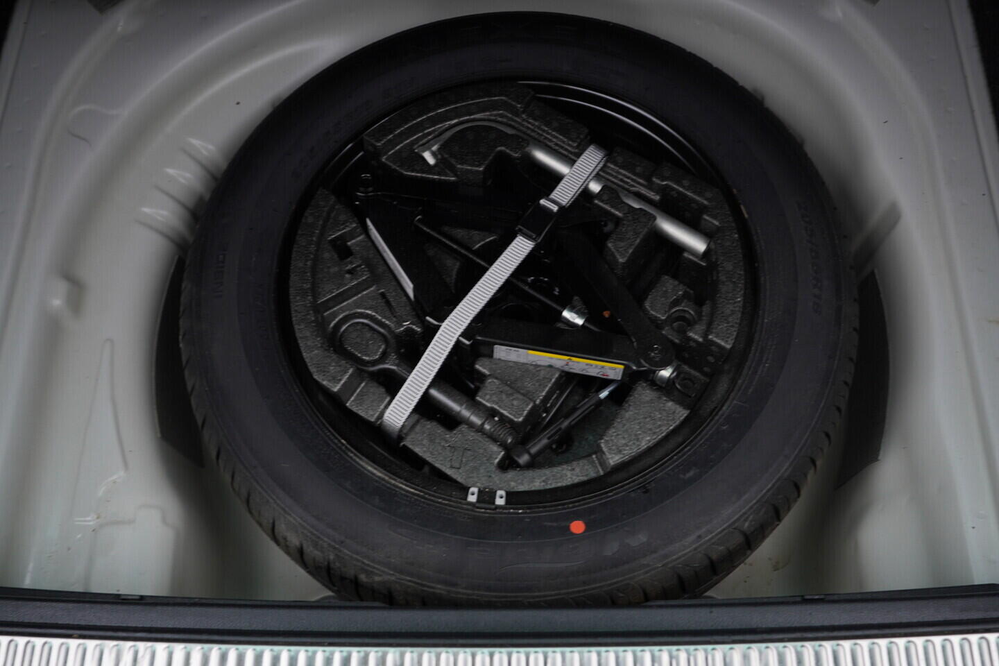 O119V06810_38.webp_SUPERB Style 2.0 TDI 110 kW automat, DPH