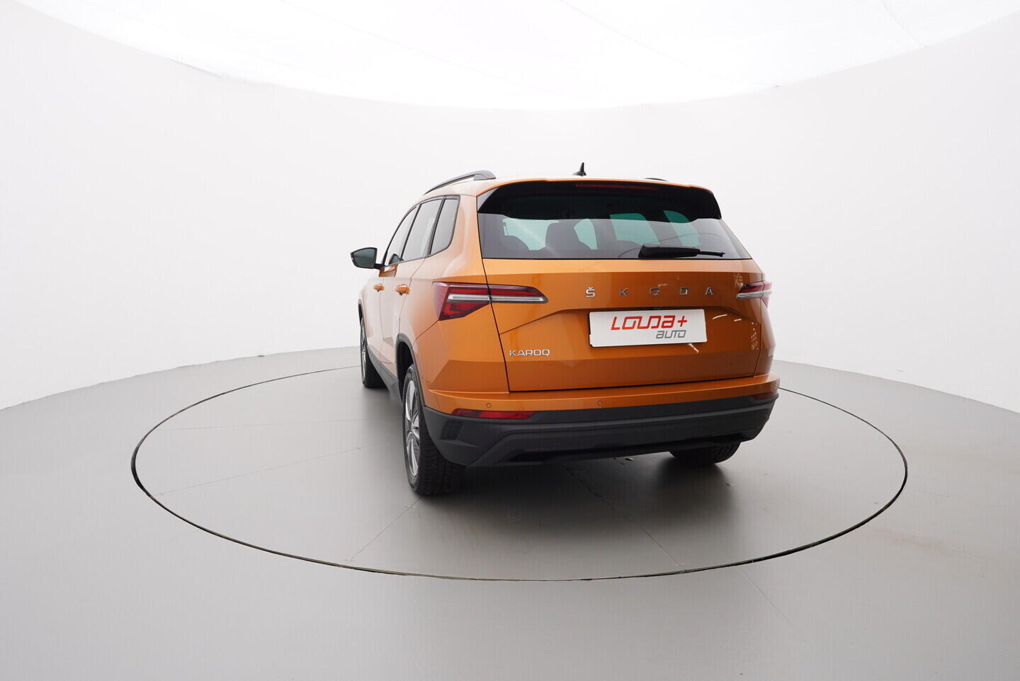 O119V06812_13.webp_KAROQ Style 1.0 TSI 81 kW manuál