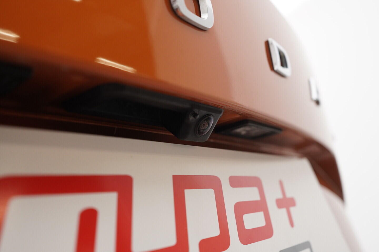 O119V06812_45.webp_KAROQ Style 1.0 TSI 81 kW manuál