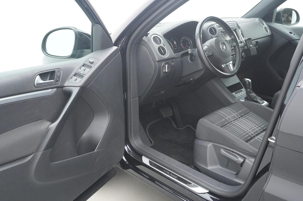 O119V06814_18.webp_TIGUAN Sport a Style  2.0 TDI 130 kW automat