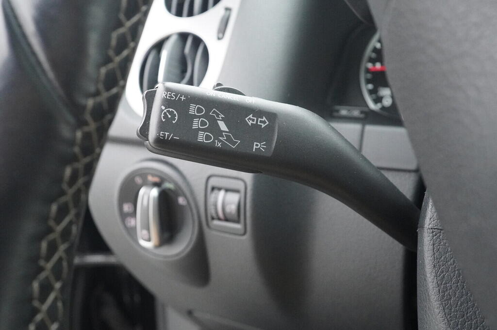 O119V06814_23.webp_TIGUAN Sport a Style  2.0 TDI 130 kW automat