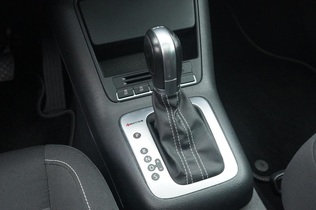 O119V06814_31.webp_TIGUAN Sport a Style  2.0 TDI 130 kW automat