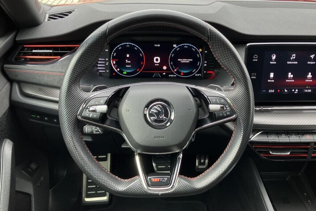 O119V06818_24.webp_OCTAVIA RS 2.0 TSI 180 kW automat