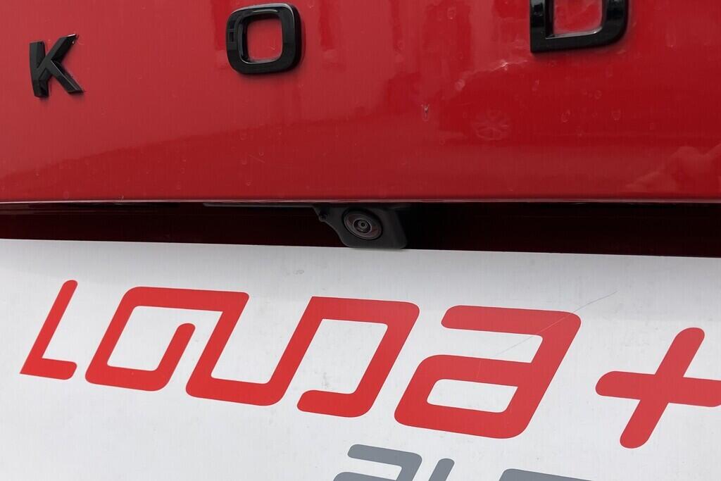 O119V06818_45.webp_OCTAVIA RS 2.0 TSI 180 kW automat