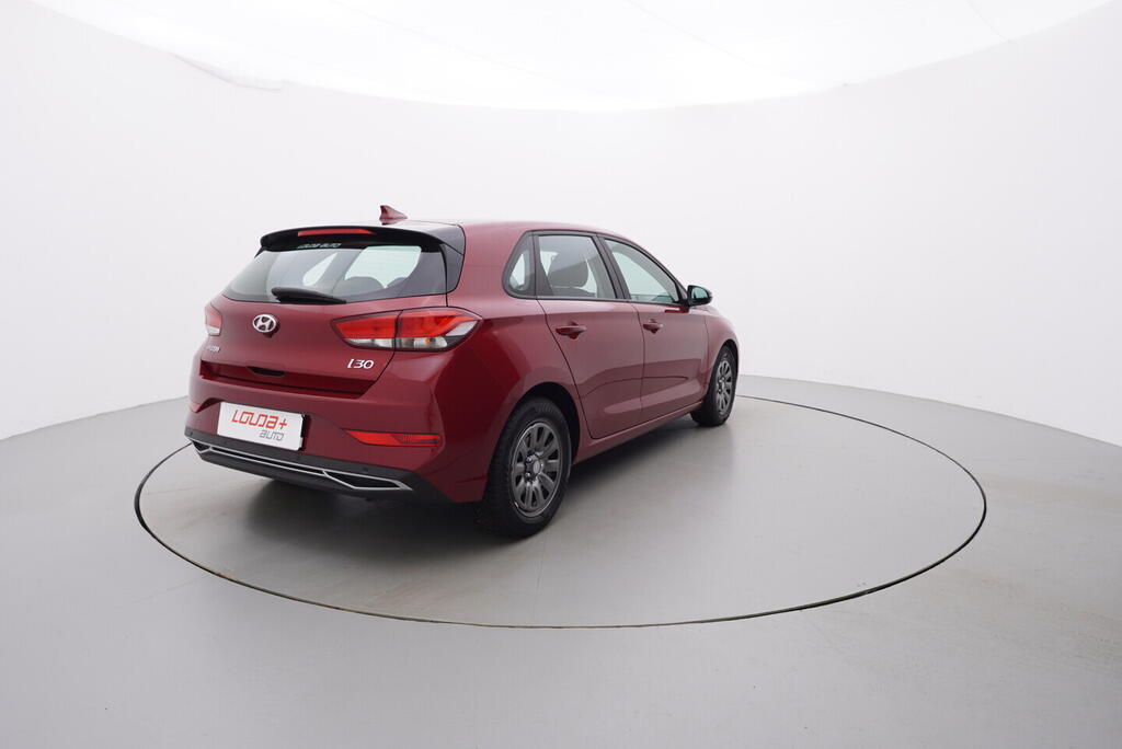 O119V06819_14.webp_I30 Family Comfort   88 kW automat, DPH