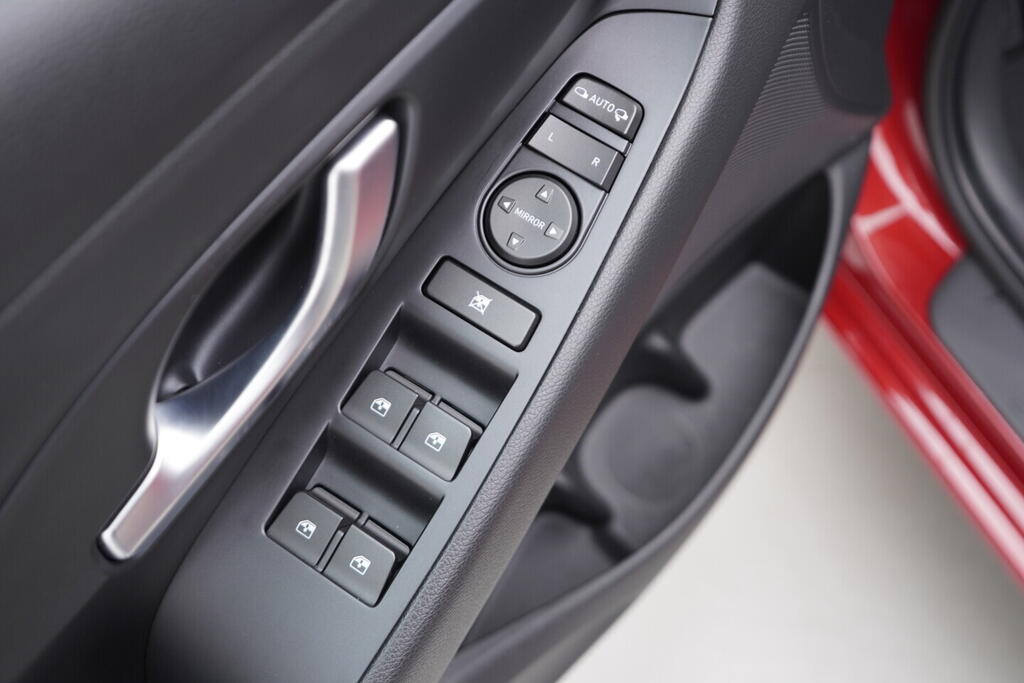 O119V06819_20.webp_I30 Family Comfort   88 kW automat, DPH