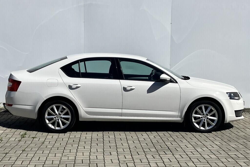 O119V06824_16.webp_OCTAVIA Ambition 1.4 TSI 110 kW automat
