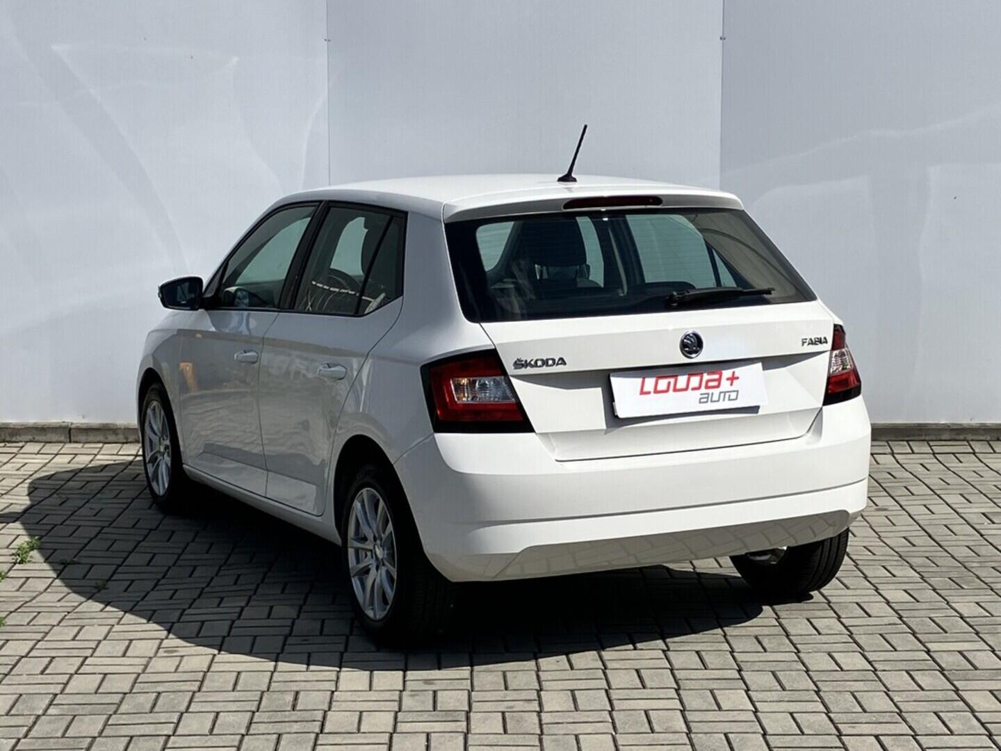 O119V06825_15.webp_FABIA Ambition 1.2 TSI 66 kW manuál