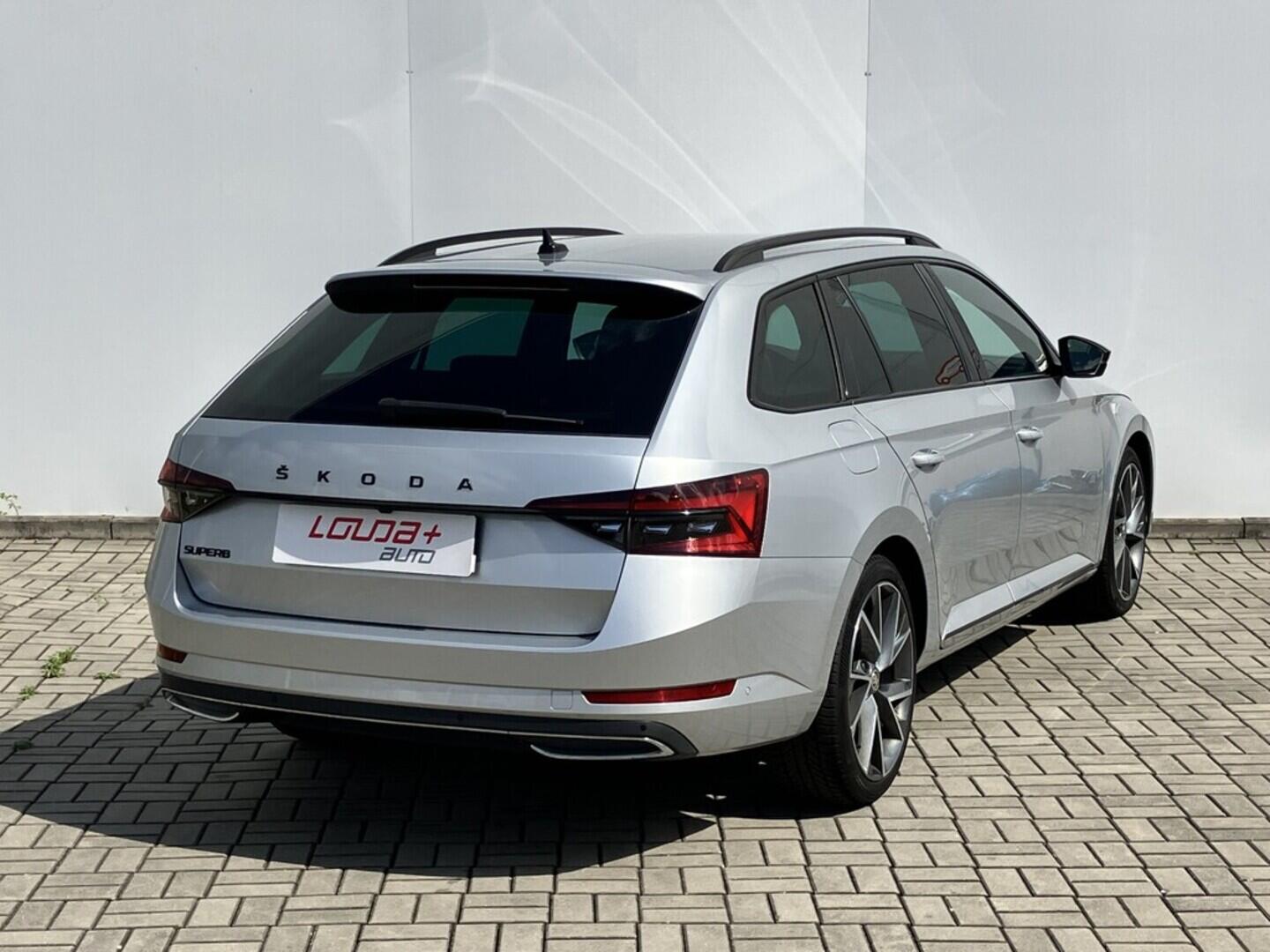 O119V06826_11.webp_SUPERB SportLine 2.0 TDI 147 kW automat, DPH