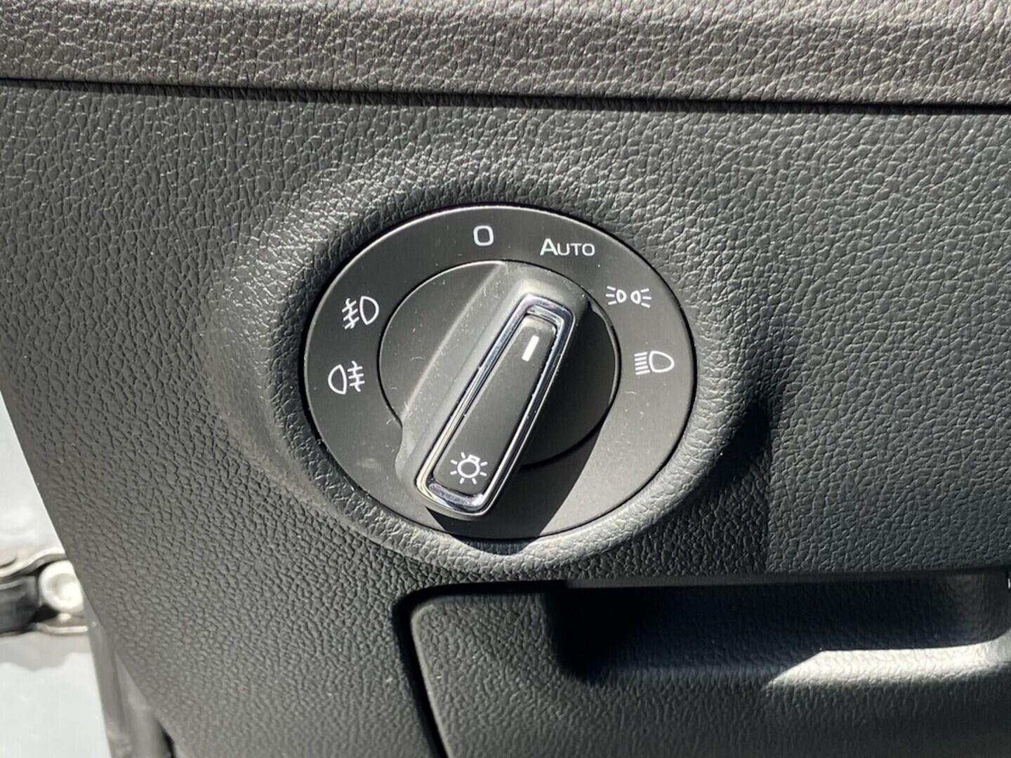 O119V06826_24.webp_SUPERB SportLine 2.0 TDI 147 kW automat, DPH