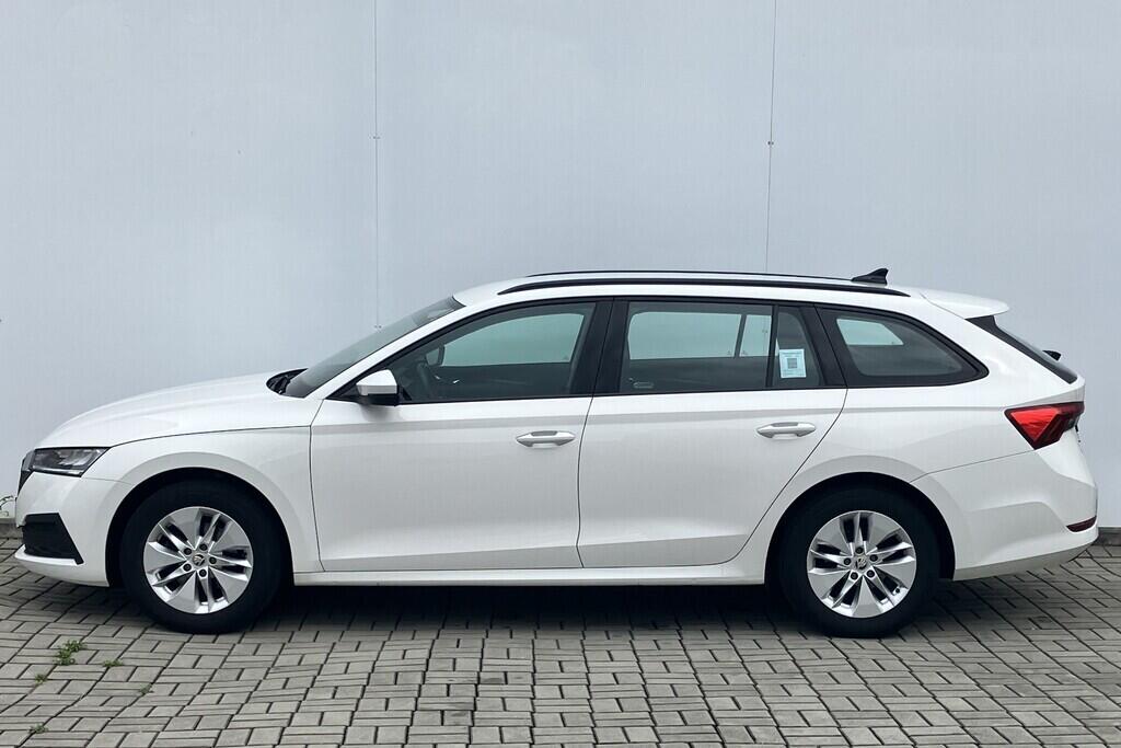 O119V06828_12.webp_OCTAVIA Ambition 1.5 TSI 110 kW manuál, DPH