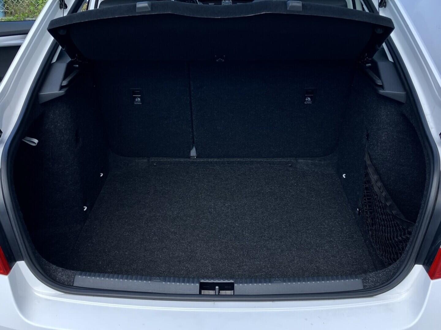 O119V06838_32.webp_OCTAVIA Active 1.6 TDI 66 kW manuál