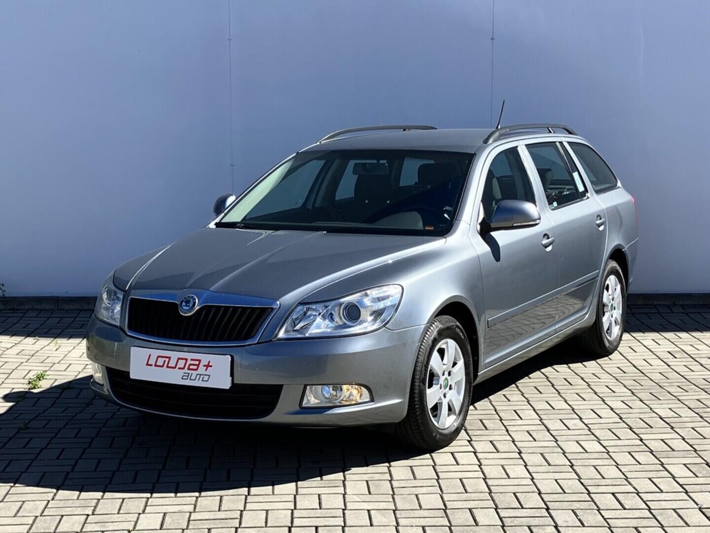 O119V06839_10.webp_OCTAVIA Ambiente 2.0 TDI 103 kW manuál, DPH