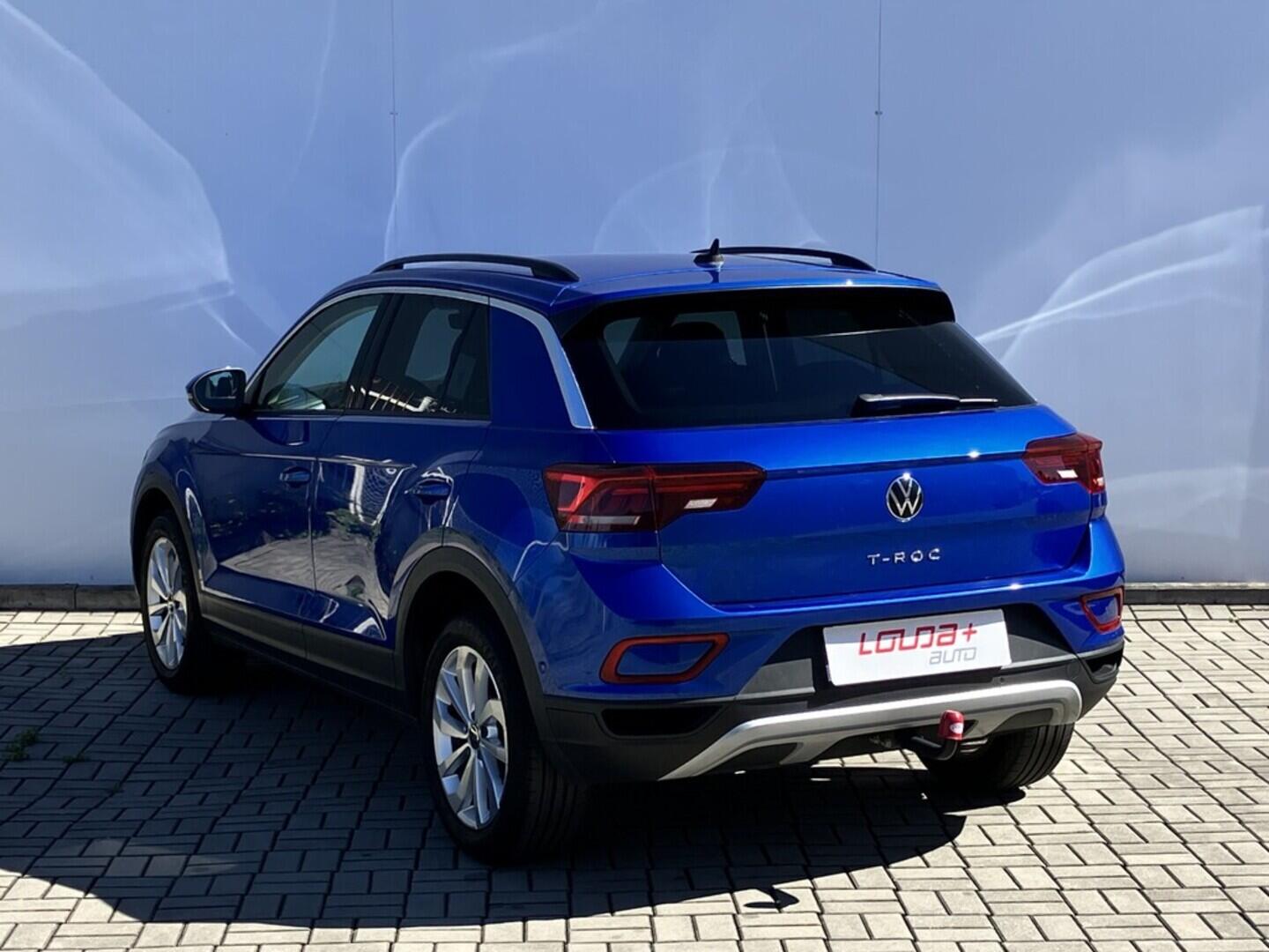 O119V06848_15.webp_T-ROC Life 1.0 TSI 81 kW manuál