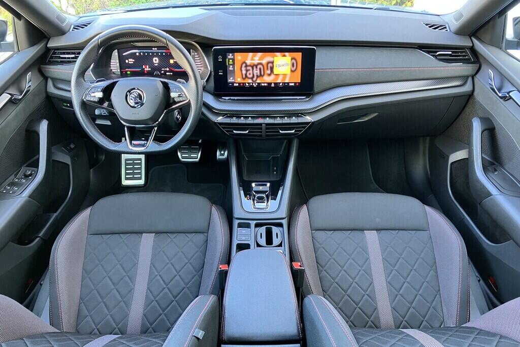 O119V06849_18.webp_OCTAVIA RS 2.0 TSI 180 kW automat