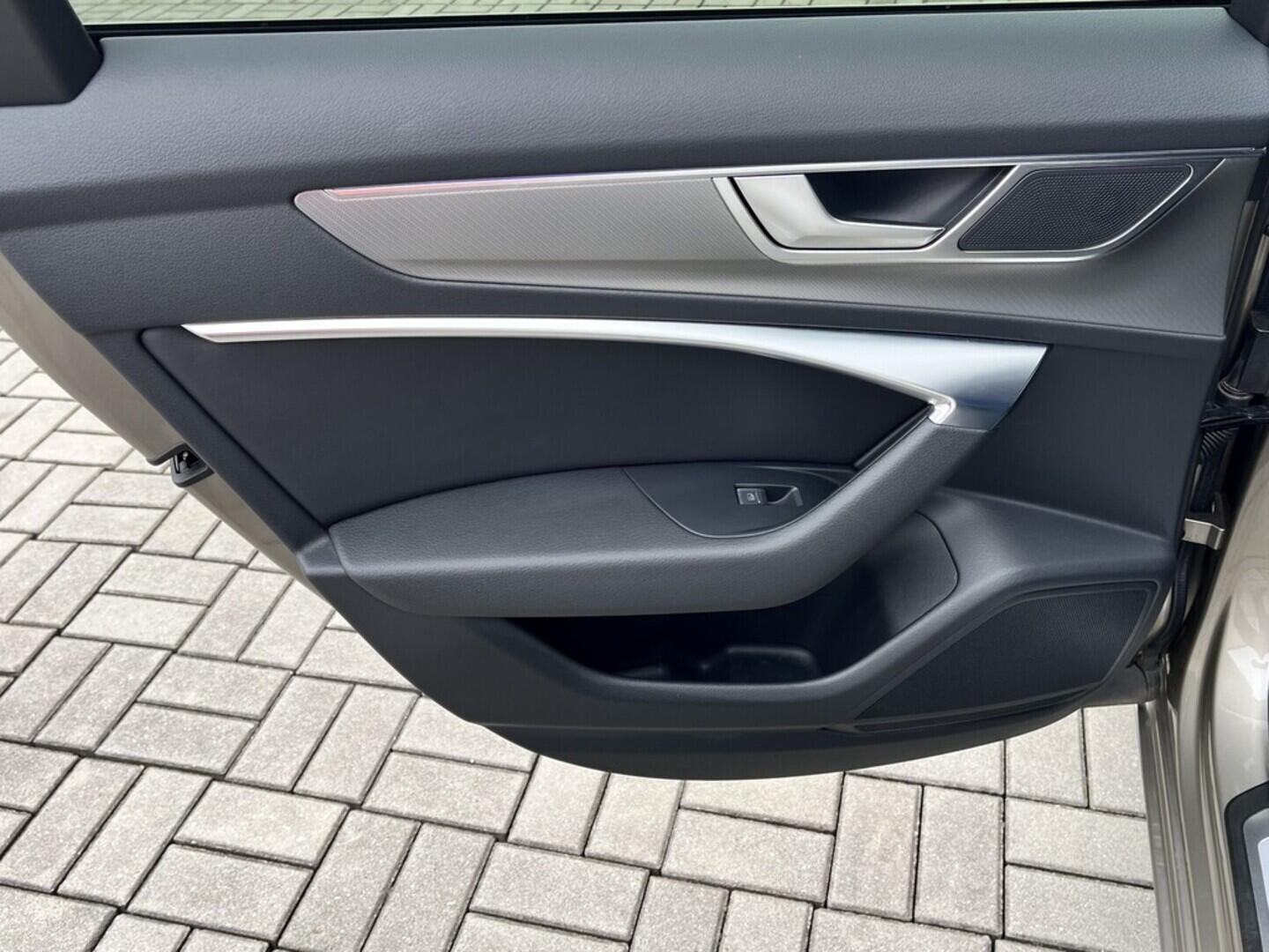O119V06865_33.webp_A6  3.0 TDI 170 kW automat