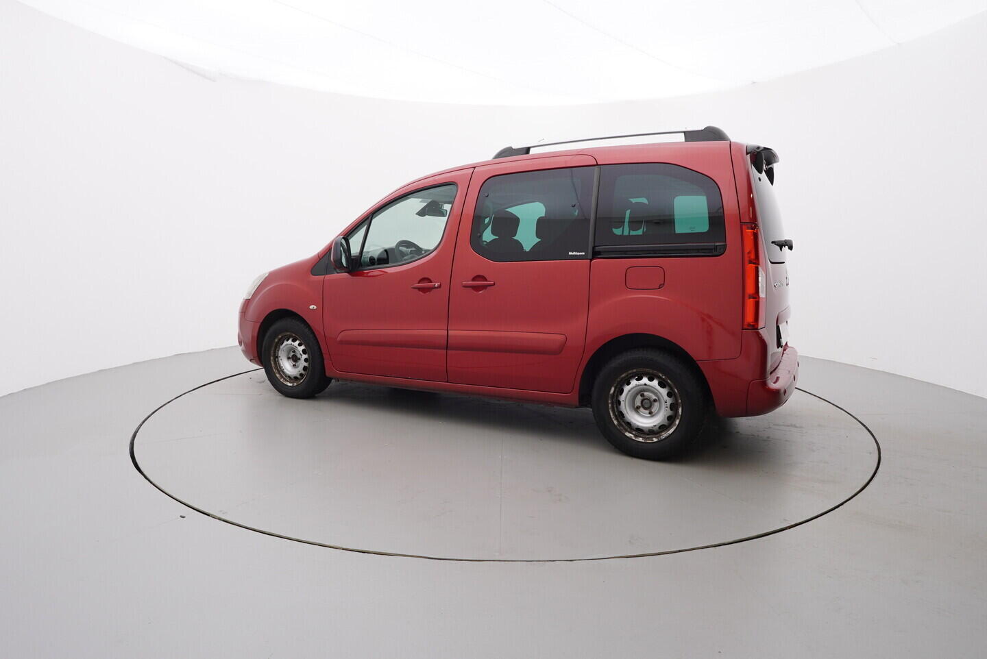 O119V06870_12.webp_BERLINGO OSOBNÍ  1.6  80 kW manuál