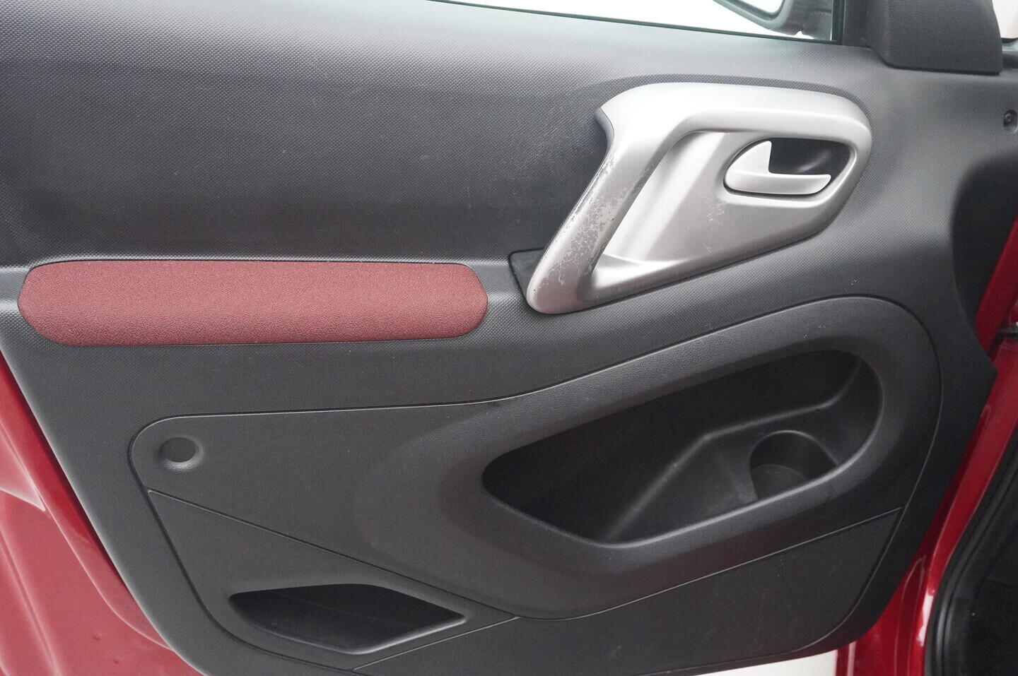 O119V06870_19.webp_BERLINGO OSOBNÍ  1.6  80 kW manuál