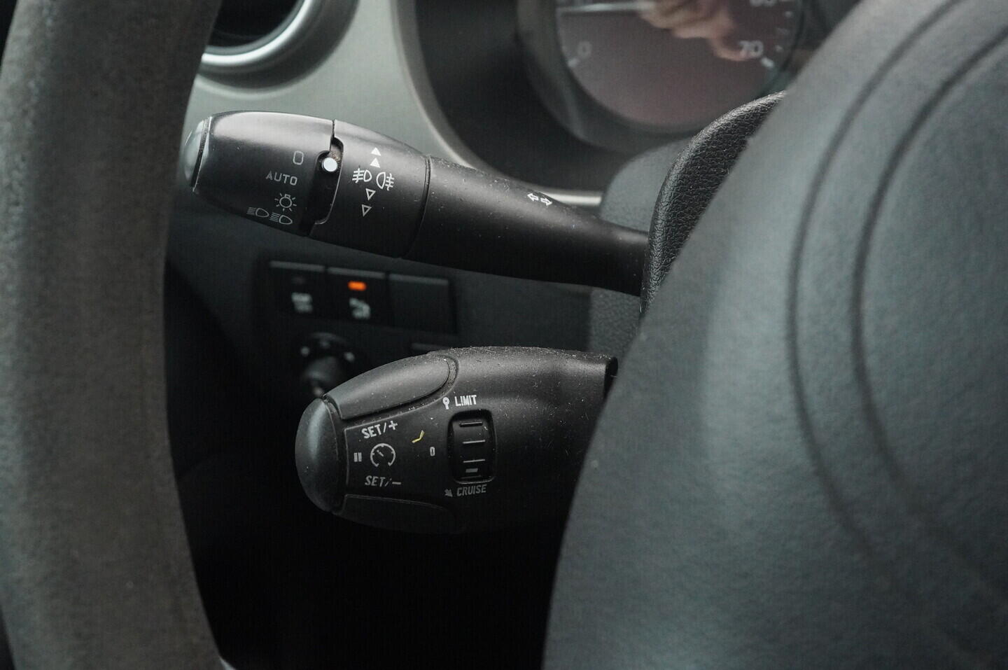 O119V06870_23.webp_BERLINGO OSOBNÍ  1.6  80 kW manuál