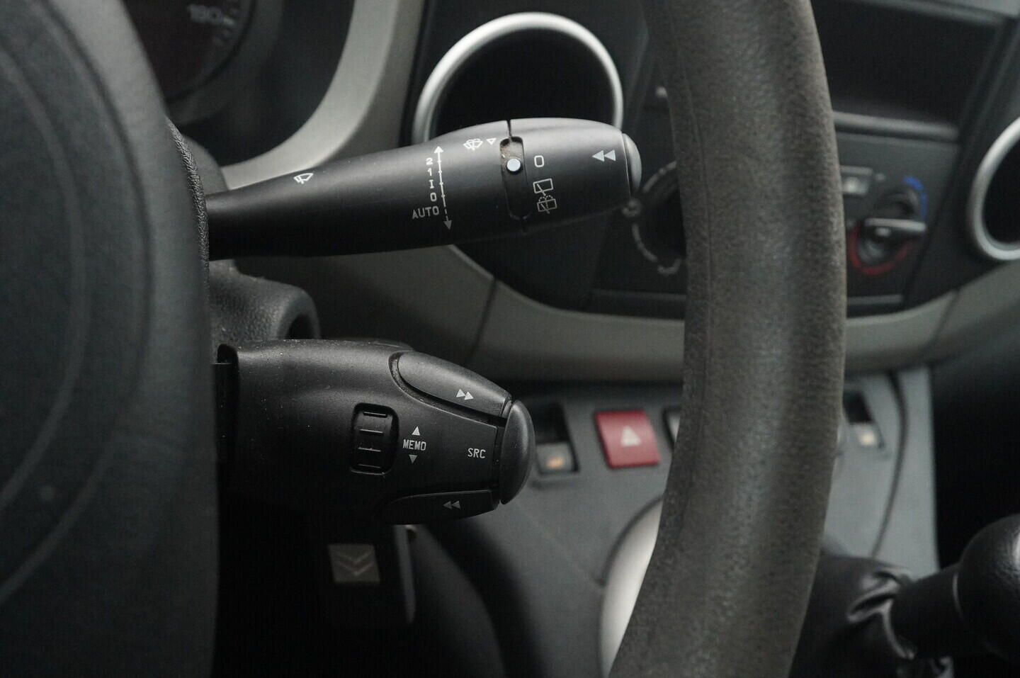 O119V06870_25.webp_BERLINGO OSOBNÍ  1.6  80 kW manuál