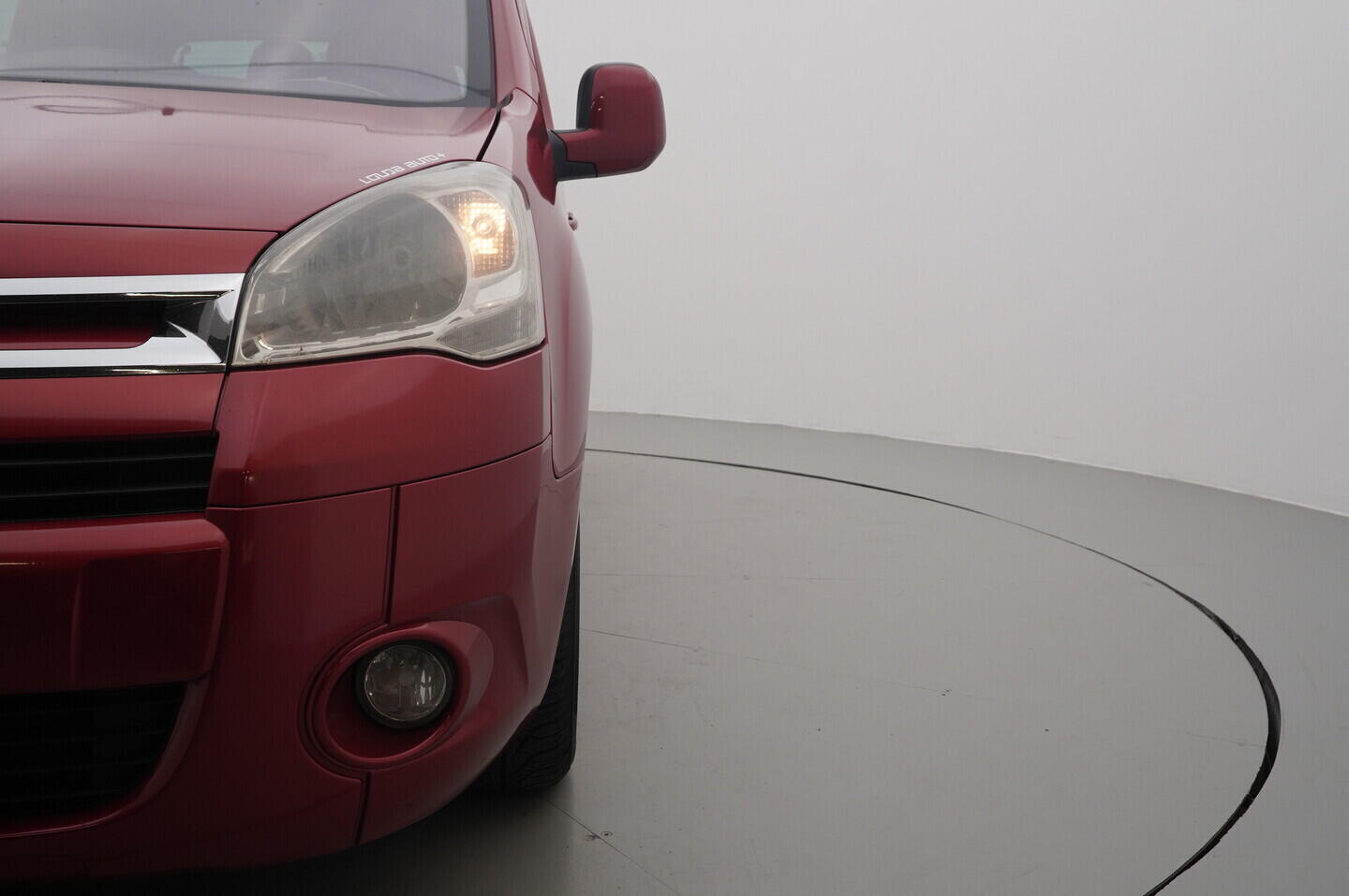 O119V06870_37.webp_BERLINGO OSOBNÍ  1.6  80 kW manuál