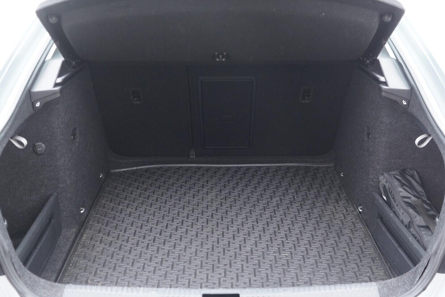 O119V06875_35.webp_OCTAVIA Style 1.5 TSI 110 kW automat, DPH