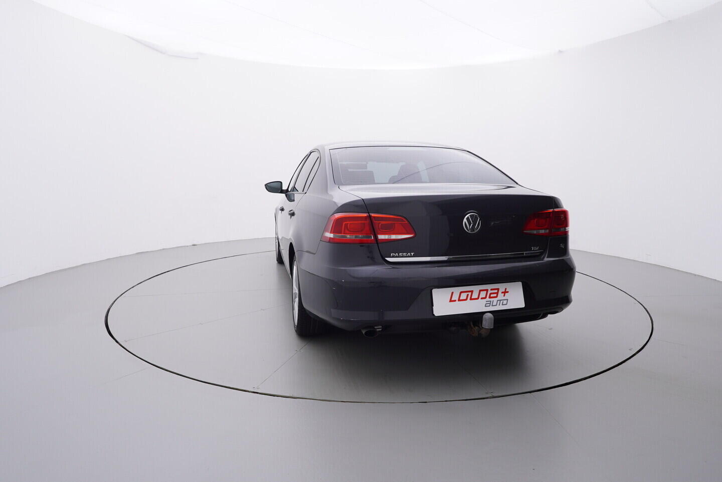 O119V06879_13.webp_PASSAT  1.6 TDI 77 kW manuál