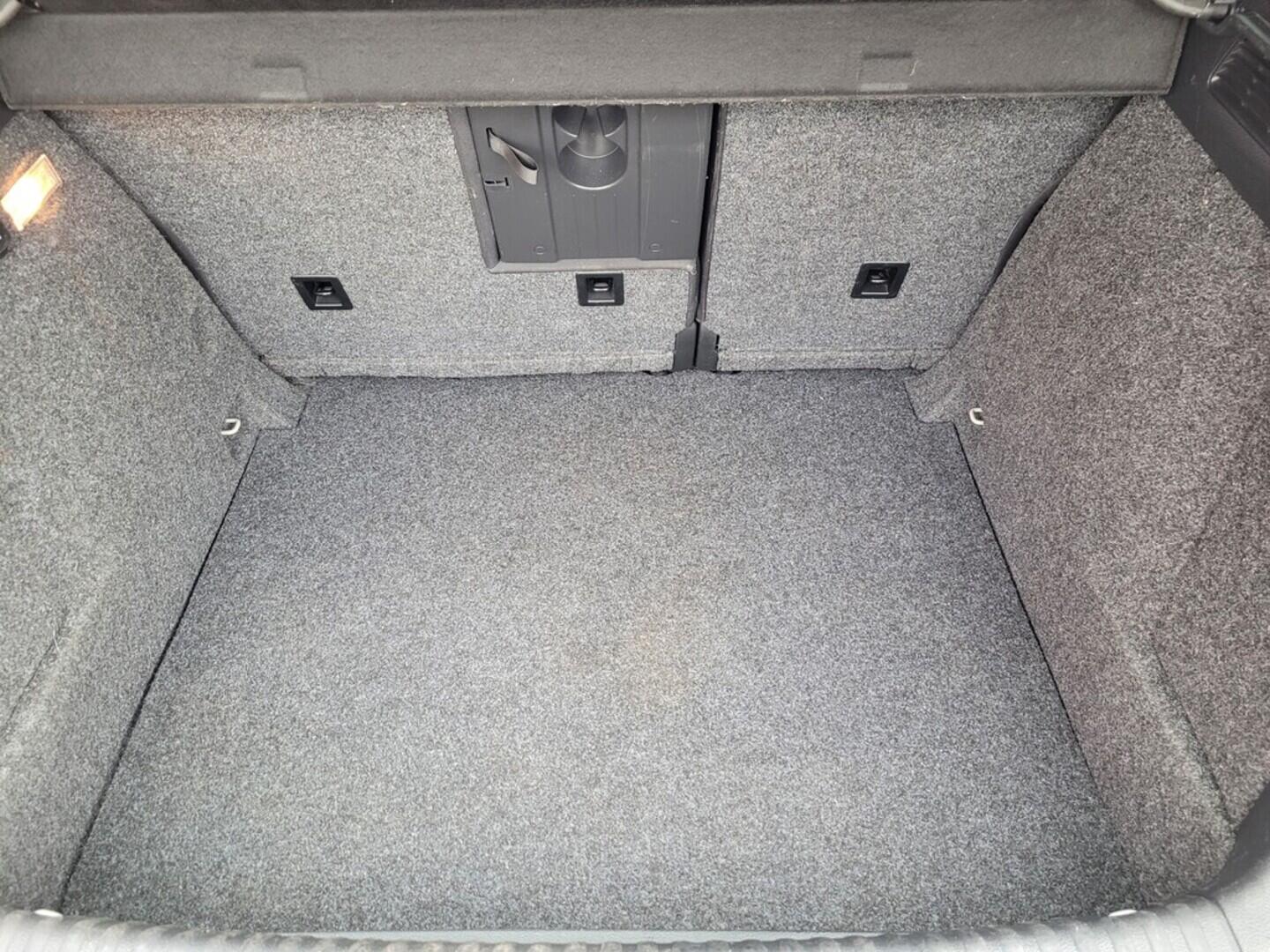 O119V06881_28.webp_TIGUAN  1.4 TSI 90 kW manuál