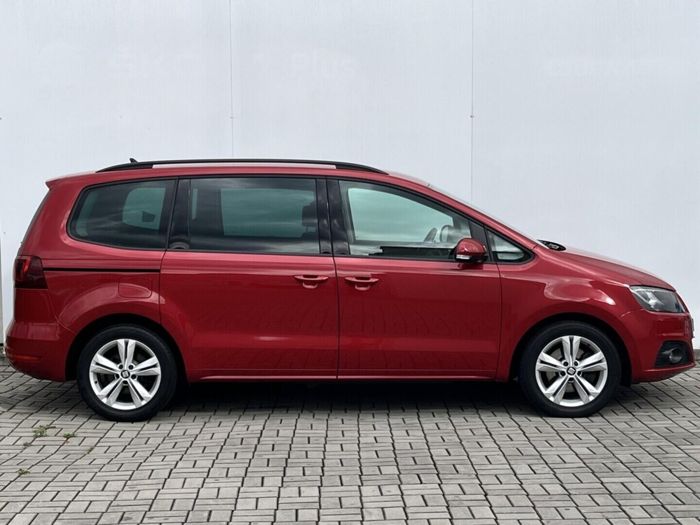 O119V06884_16.webp_ALHAMBRA style 2.0 TDI 135 kW automat
