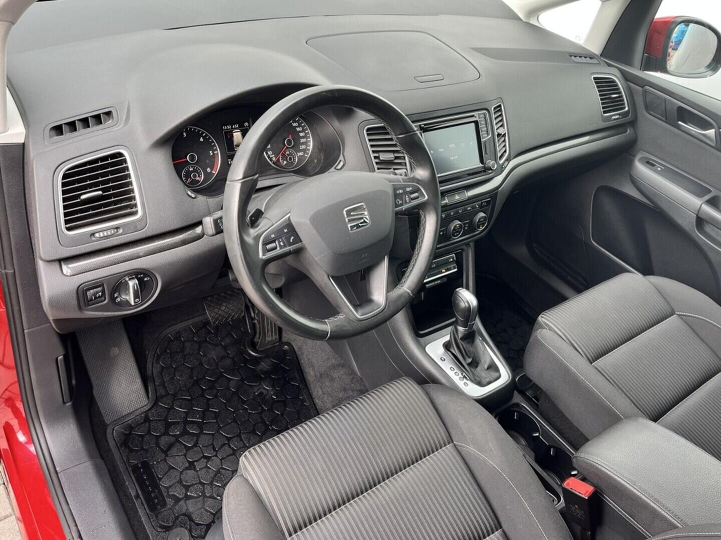 O119V06884_22.webp_ALHAMBRA style 2.0 TDI 135 kW automat