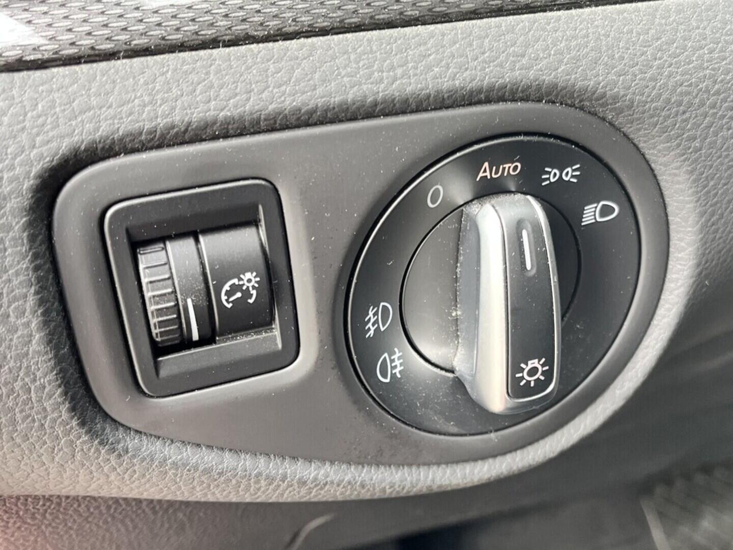 O119V06884_23.webp_ALHAMBRA style 2.0 TDI 135 kW automat